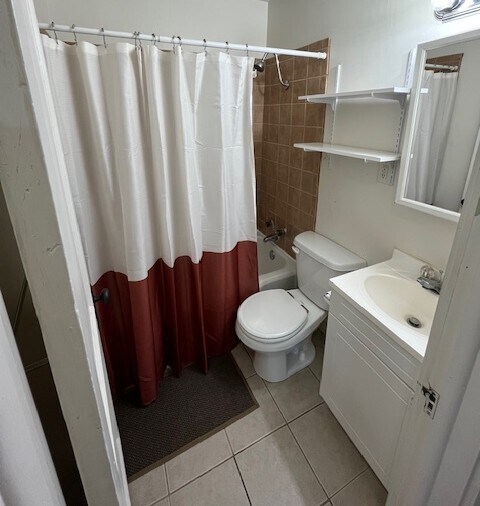 Building Photo - 452 S Tulip St