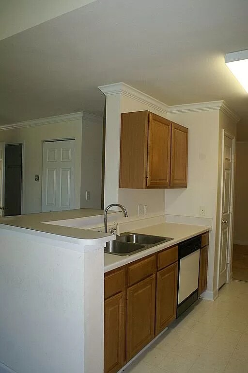 Building Photo - 18547 Bridle Club Dr