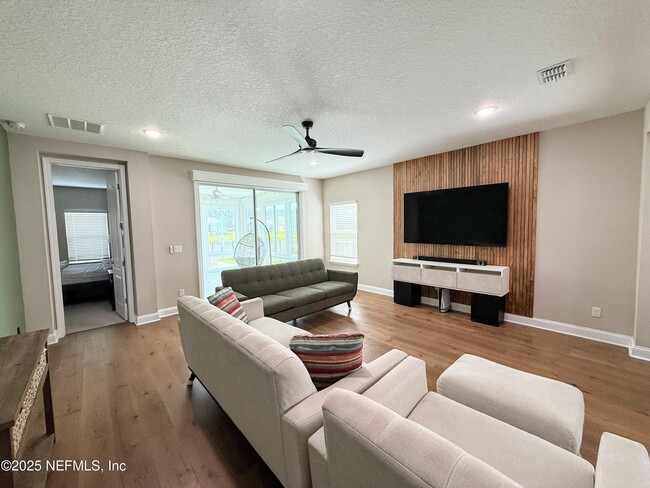 Building Photo - 478 Broomsedge Cir