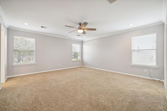 Building Photo - 2950 Valiant Scene Ct