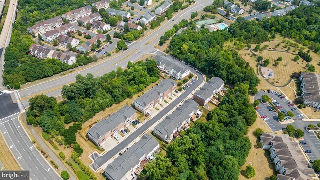 Building Photo - 330 Caldwell Terrace SE
