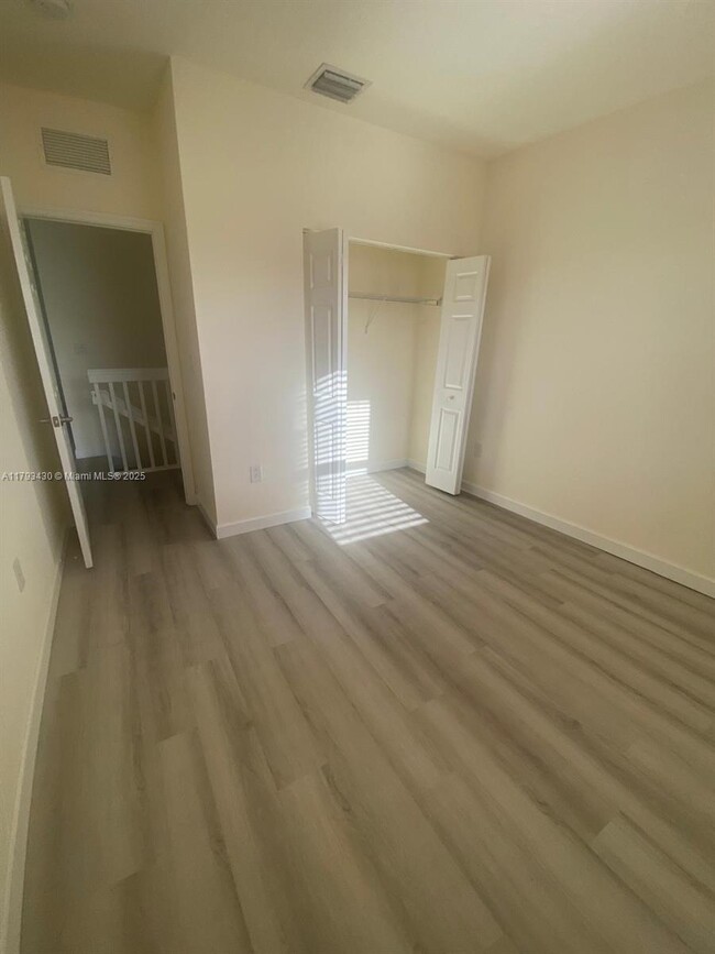 Building Photo - 17460 SW 153rd Ave