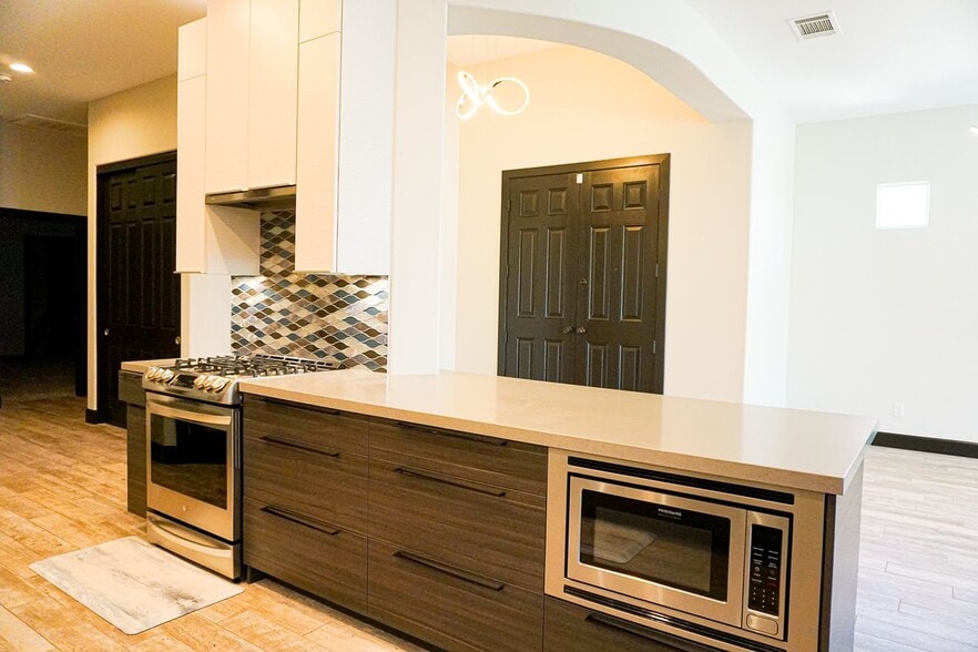Building Photo - 82794 Odlum Dr