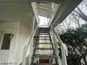 Building Photo - 52 Eagle St