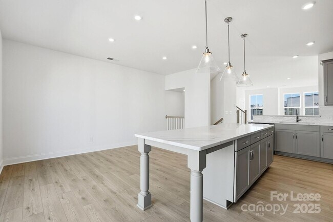 Building Photo - 3224 Drift St