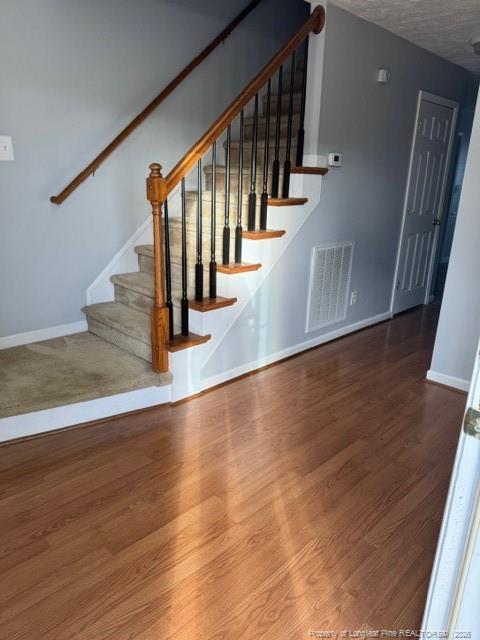 Building Photo - 5340 Miranda Dr