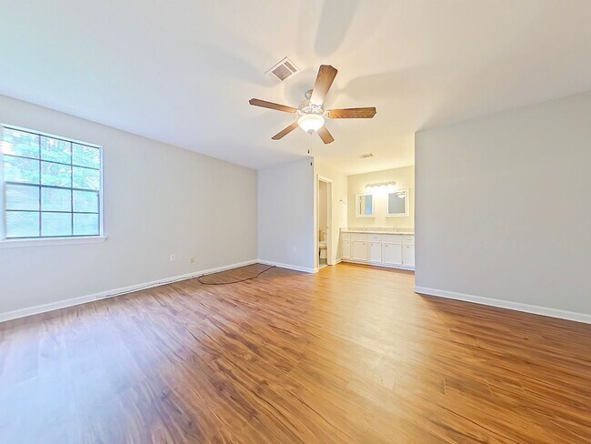 Building Photo - 850 Brookfield Pkwy