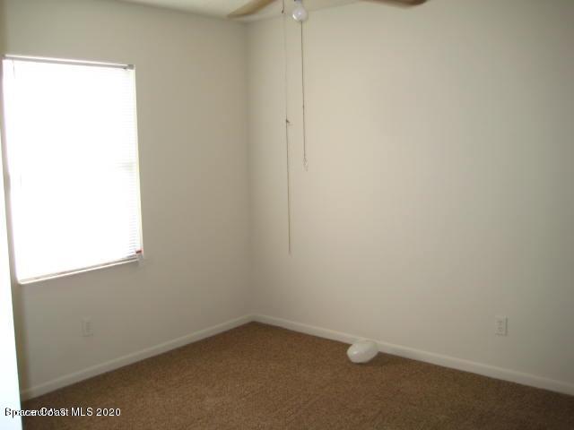 Building Photo - 319 Emerson Dr NW