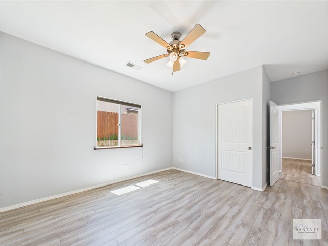 Building Photo - Bright & Airy | Spacious Kitchen, A/C & Ga...