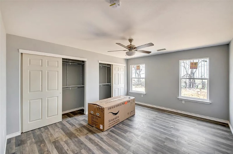 Building Photo - 1100 Primrose Dr