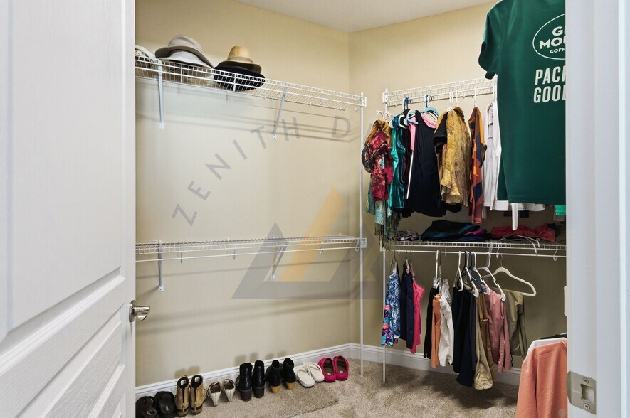 Building Photo - 58 Shearwater Point Dr