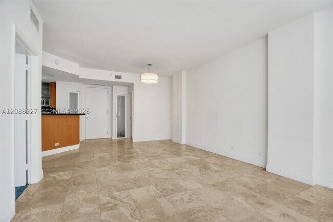 Building Photo - 888 Brickell Key Dr