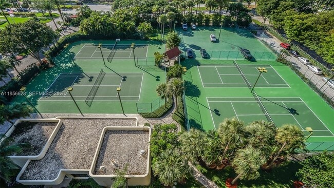 Building Photo - 20191 E Country Club Dr