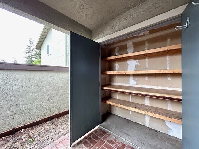 Building Photo - Beautiful Updated 1 Bedroom 1 Bathroom For Rent in Natomas!