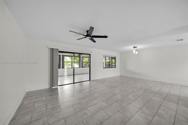 Building Photo - 1321 Frizzell Ln NW