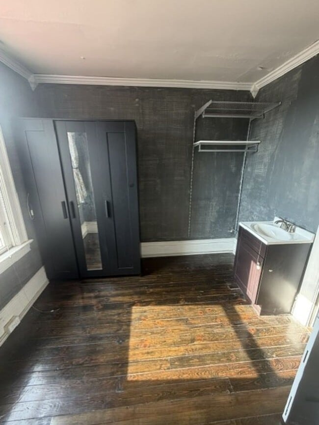 Building Photo - 75 Craighead St