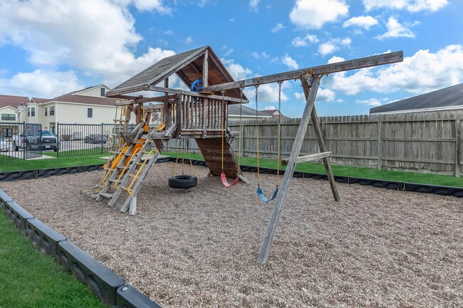 Building Photo - 6533 Patti Dr