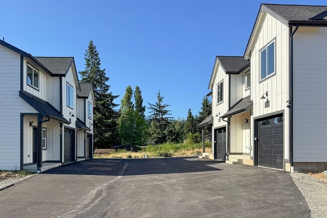 Building Photo - Pacific NW Sanctuary