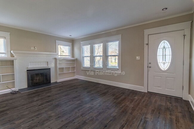 Building Photo - 635 Argonaut St