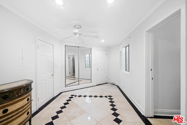 Building Photo - 2461 Jupiter Dr