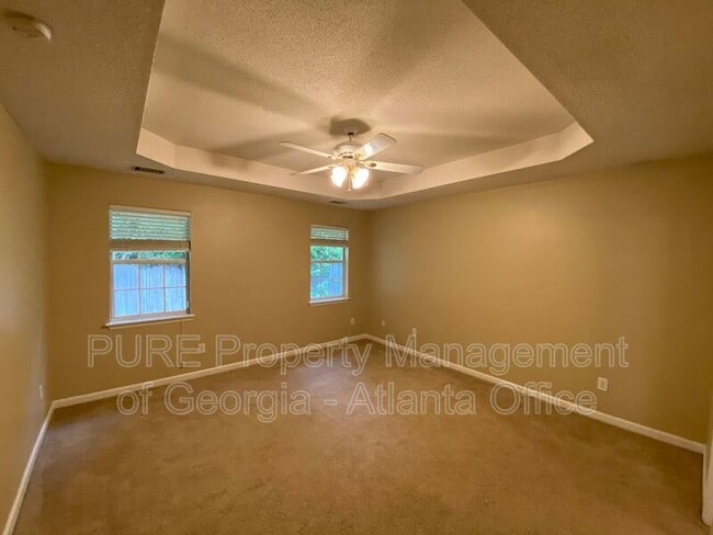 Building Photo - 357 Washington St