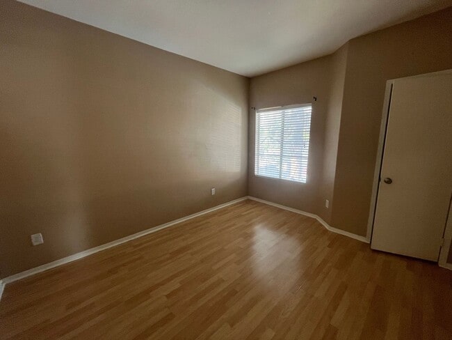 Building Photo - Terrific 2 Bedroom Condo in Sedona!