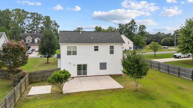Building Photo - 3932 Chatterleigh Dr