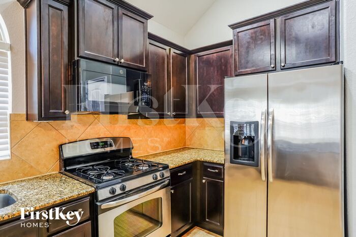 Building Photo - 6522 Claire Brook Dr