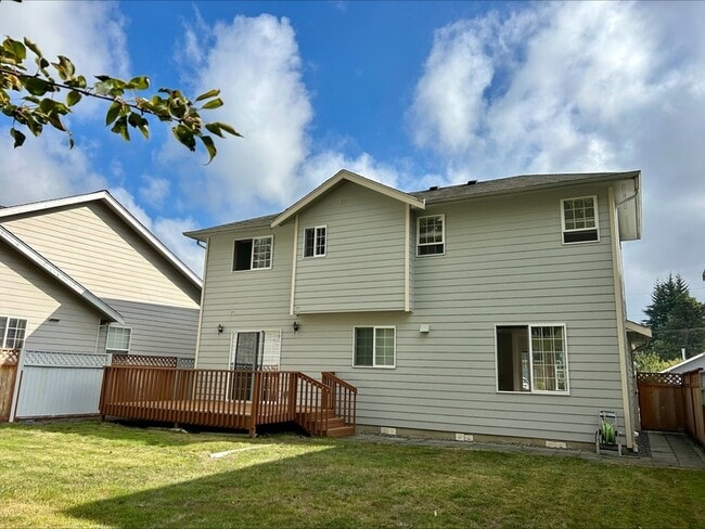 Building Photo - 4035 Glengary Rd