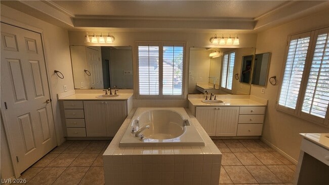 Building Photo - 628 Joe Willis St