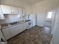 Building Photo - 41 Carpenter St