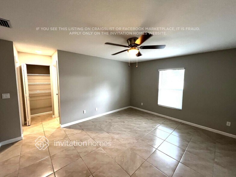 Building Photo - 1659 SW Realty St