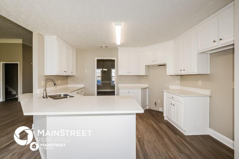 Building Photo - 129 Moss Pointe Dr