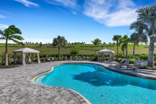 Building Photo - 6111 Mesa Gln