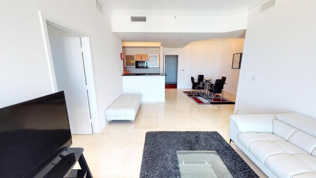 Building Photo - 1551 N Flagler Dr