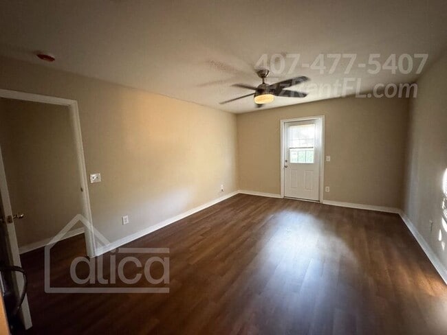 Building Photo - 2496 Bentridge Ct