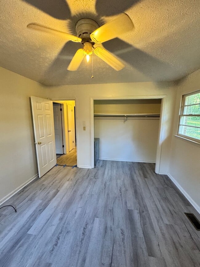Building Photo - 3/1 House in Shelby, NC