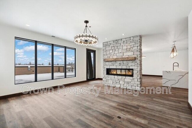 Building Photo - 317 Akers Ln