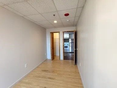 Building Photo - 72 Kneeland St