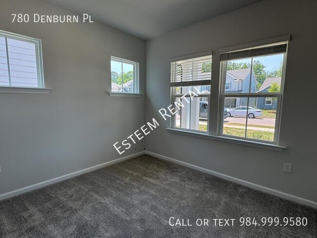 Building Photo - 780 Denburn Pl