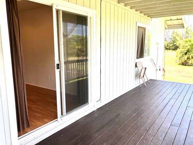 Building Photo - 15-1579-1579 Loke Rd