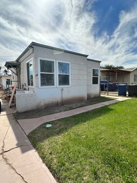 Building Photo - 547 W Olive Ave