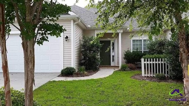 Primary Photo - 206 Merlot Dr
