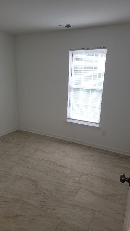 Building Photo - 9200 Amy Dr