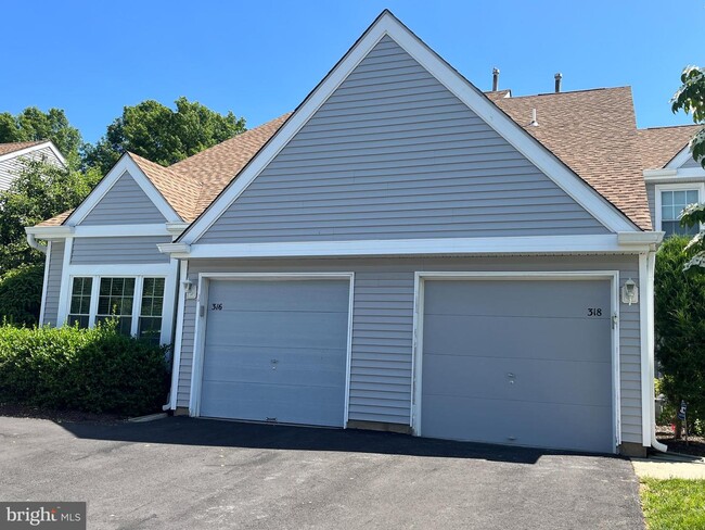 Building Photo - 316 Birch Hollow Dr