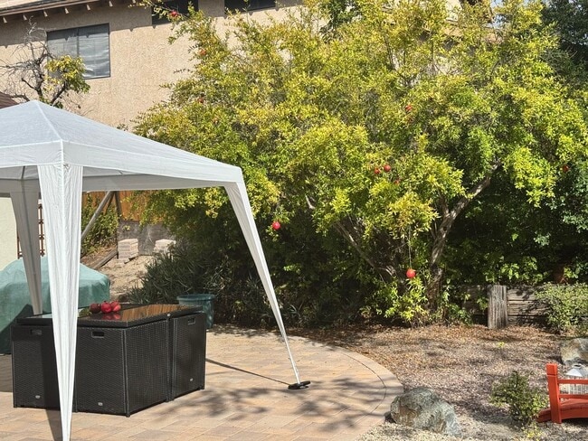 Building Photo - Beautiful 3-Bedroom + Loft Home in Desirab...