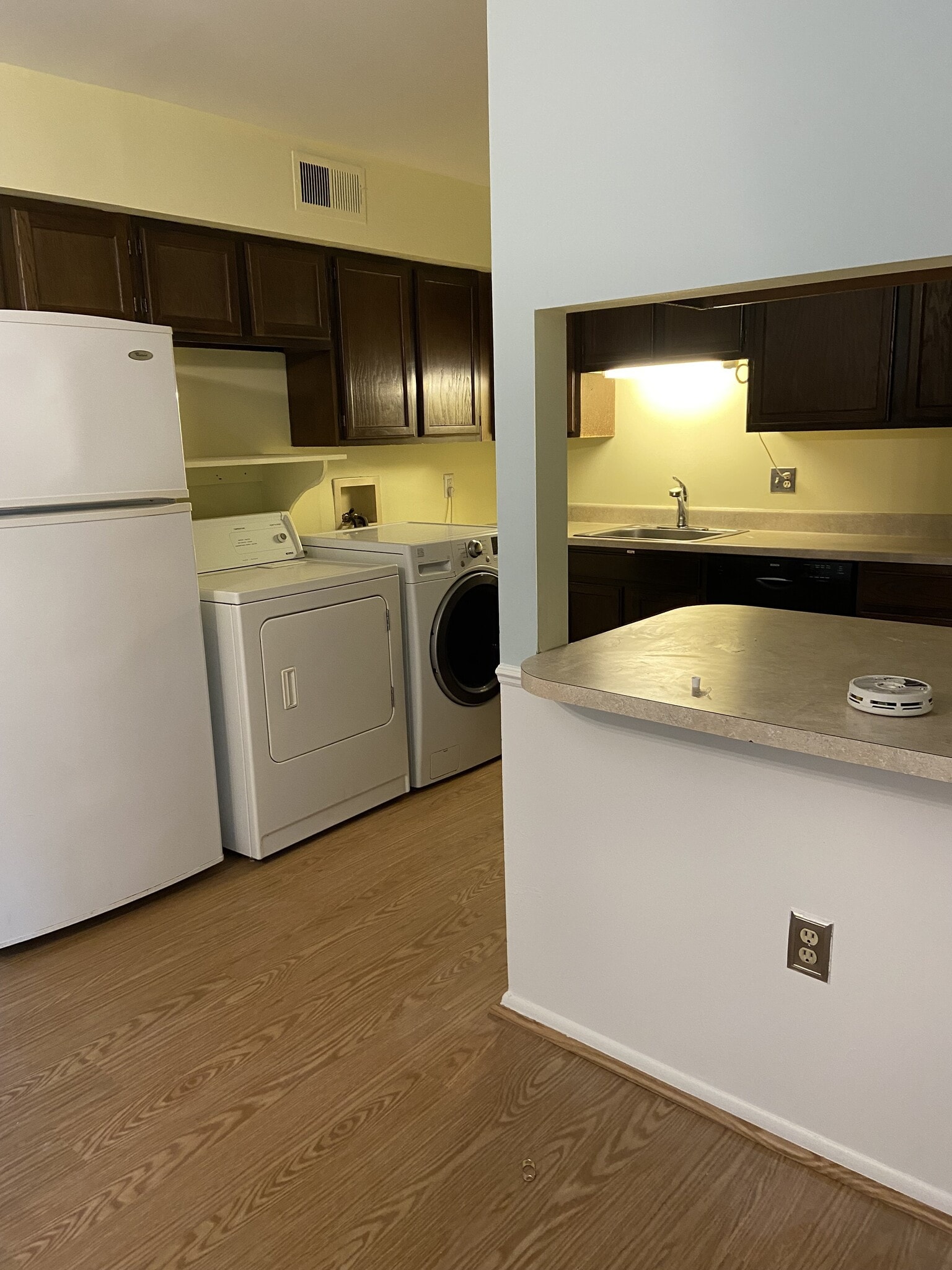 Building Photo - 7723 Haines Ct