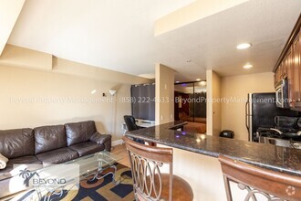 Building Photo - FURNISHED STUDIO W/ LAUNDRY IN UNIT, PET F...