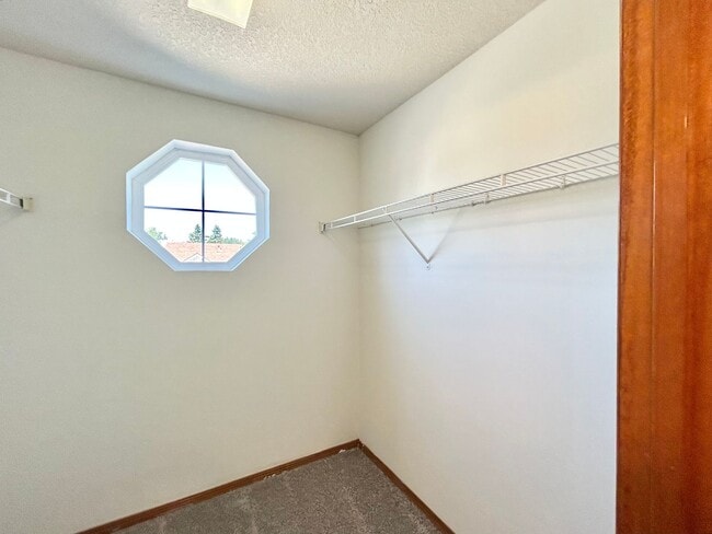 Building Photo - 15612 SW Wintergreen St