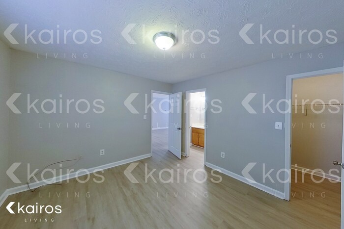 Building Photo - 223 Peltry Dr